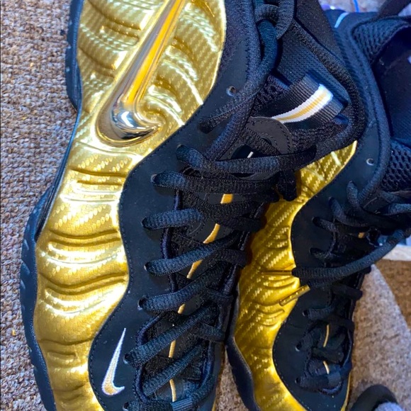 Nike Air Foamposite Pro Metallic Gold - Picture 3 of 6